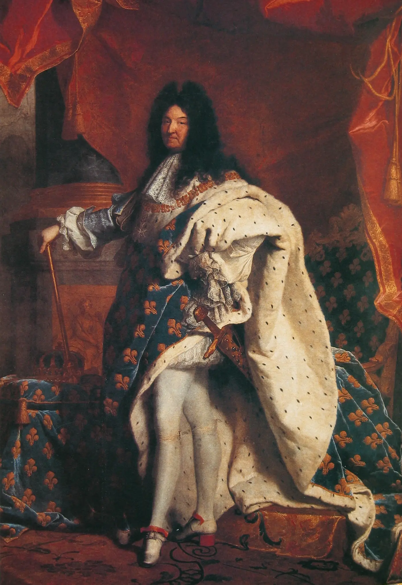 Retrato de Luis XIV de Francia con manto de armiño y zapatos de tacón rojo, por Hyacinthe Rigaud